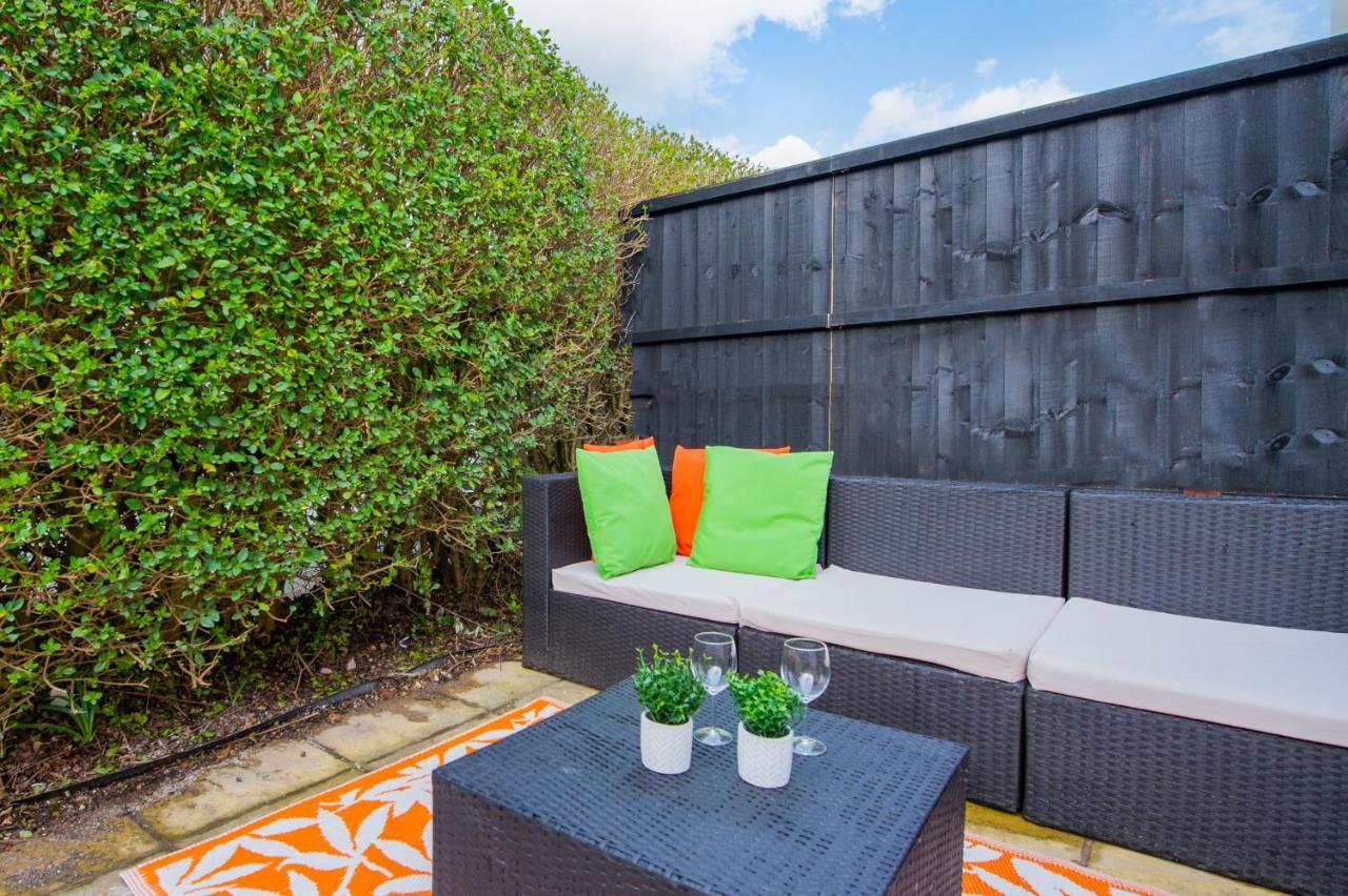 Studio Annexe By Papermill, Deeside - En-Suite, เฮสวอลล์ ภายนอก รูปภาพ