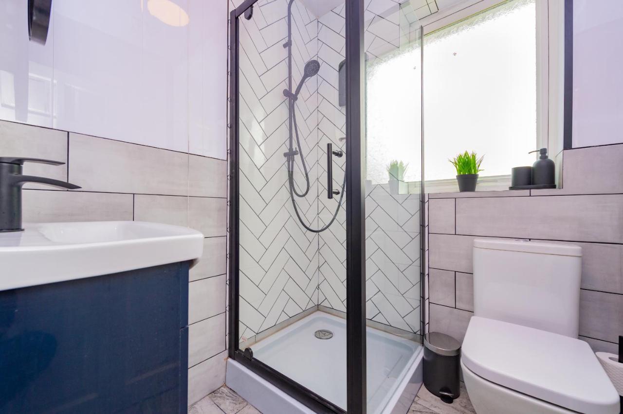 Studio Annexe By Papermill, Deeside - En-Suite, เฮสวอลล์ ภายนอก รูปภาพ