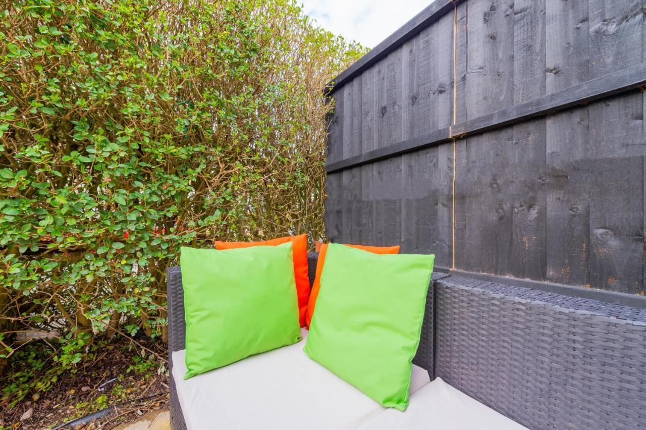 Studio Annexe By Papermill, Deeside - En-Suite, เฮสวอลล์ ภายนอก รูปภาพ